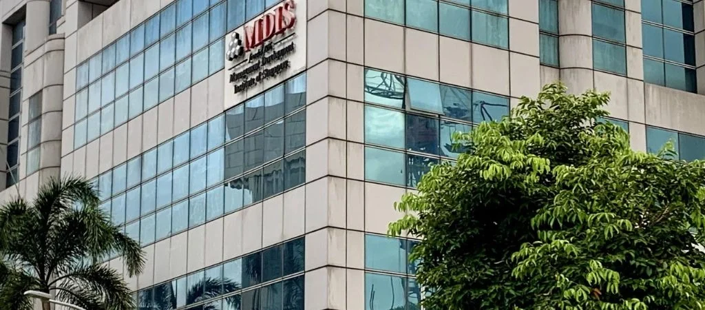 Management Development Institute of Singapore landing